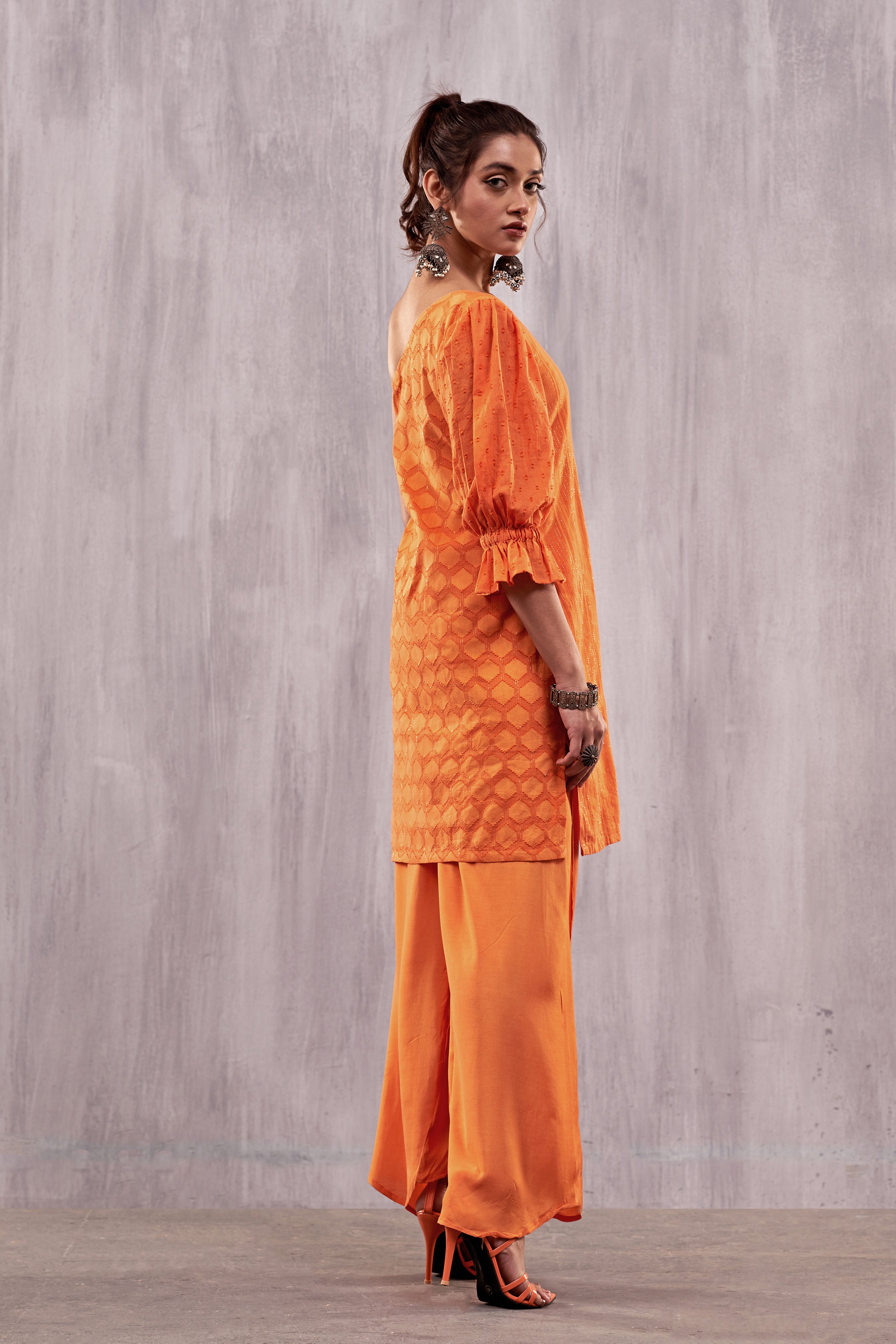 Ulfat Piñata Orange One Shoulder Kurta Set