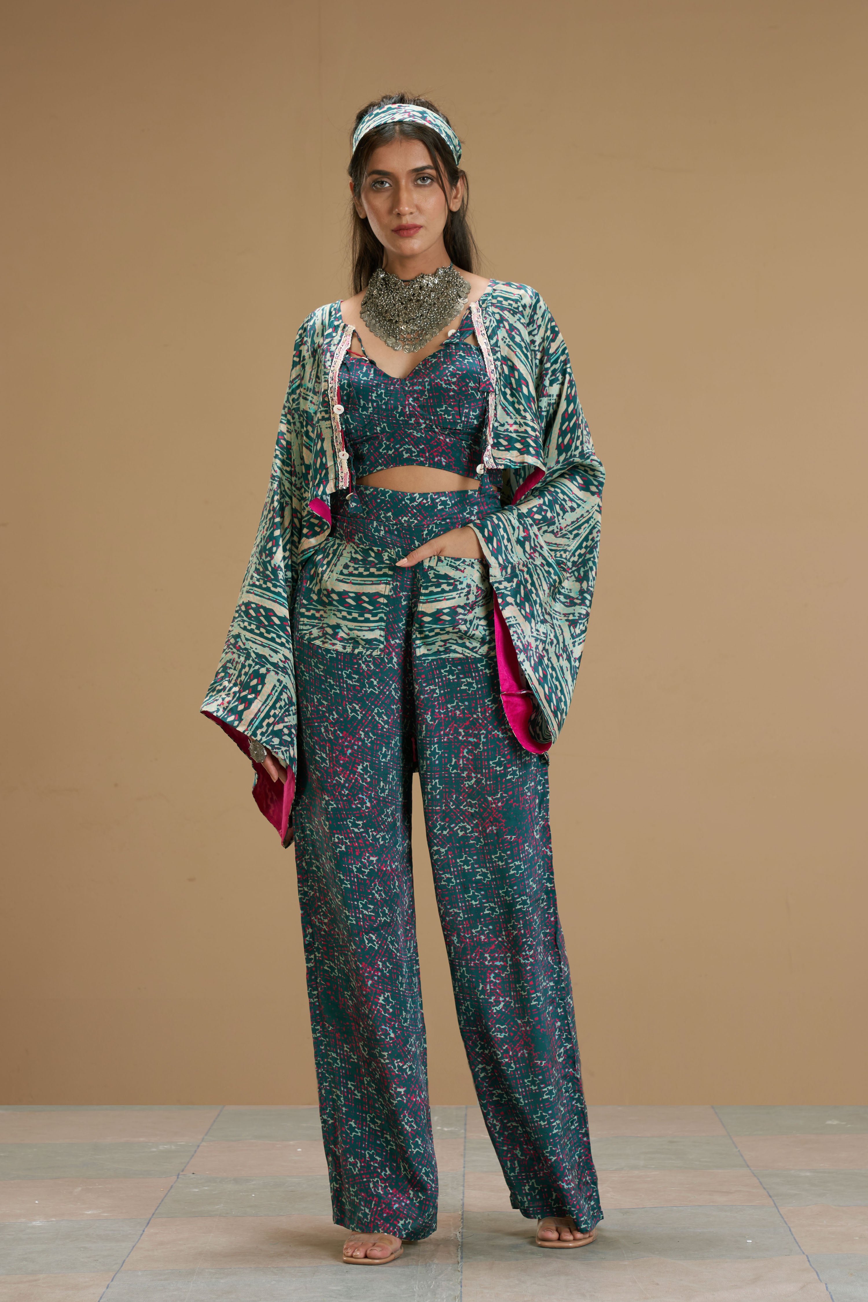 Taabir Co-ord Set With Jacket