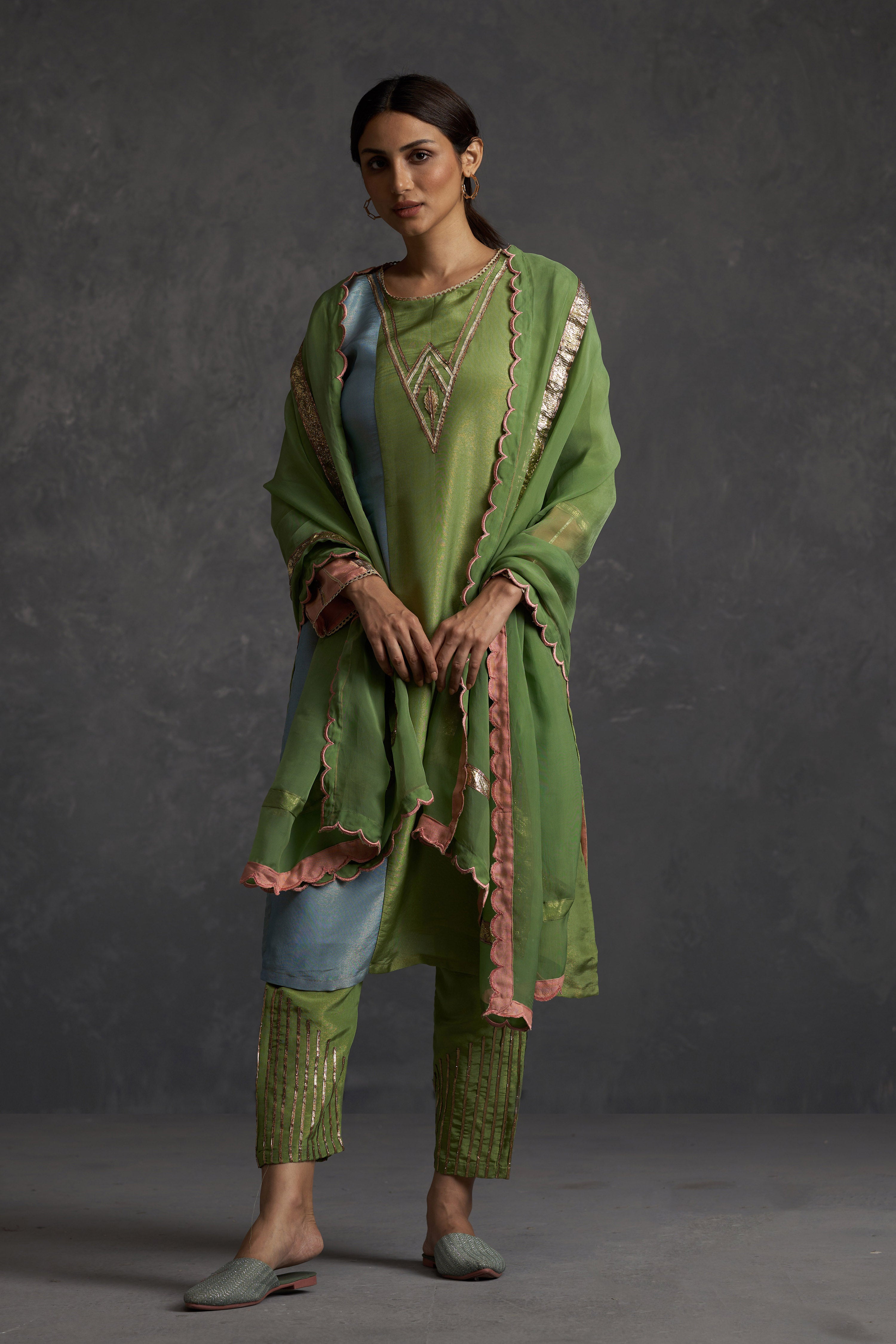 Sunehri Straight Kurta Set