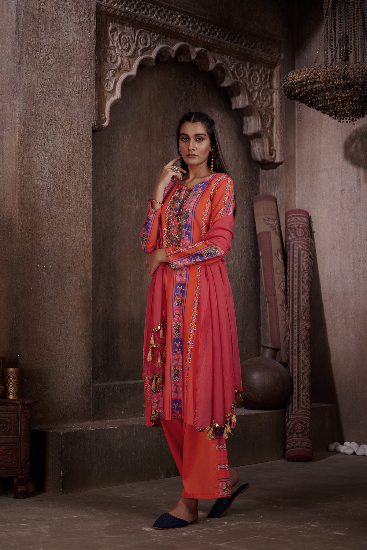 Zaha Straight Kurta Set