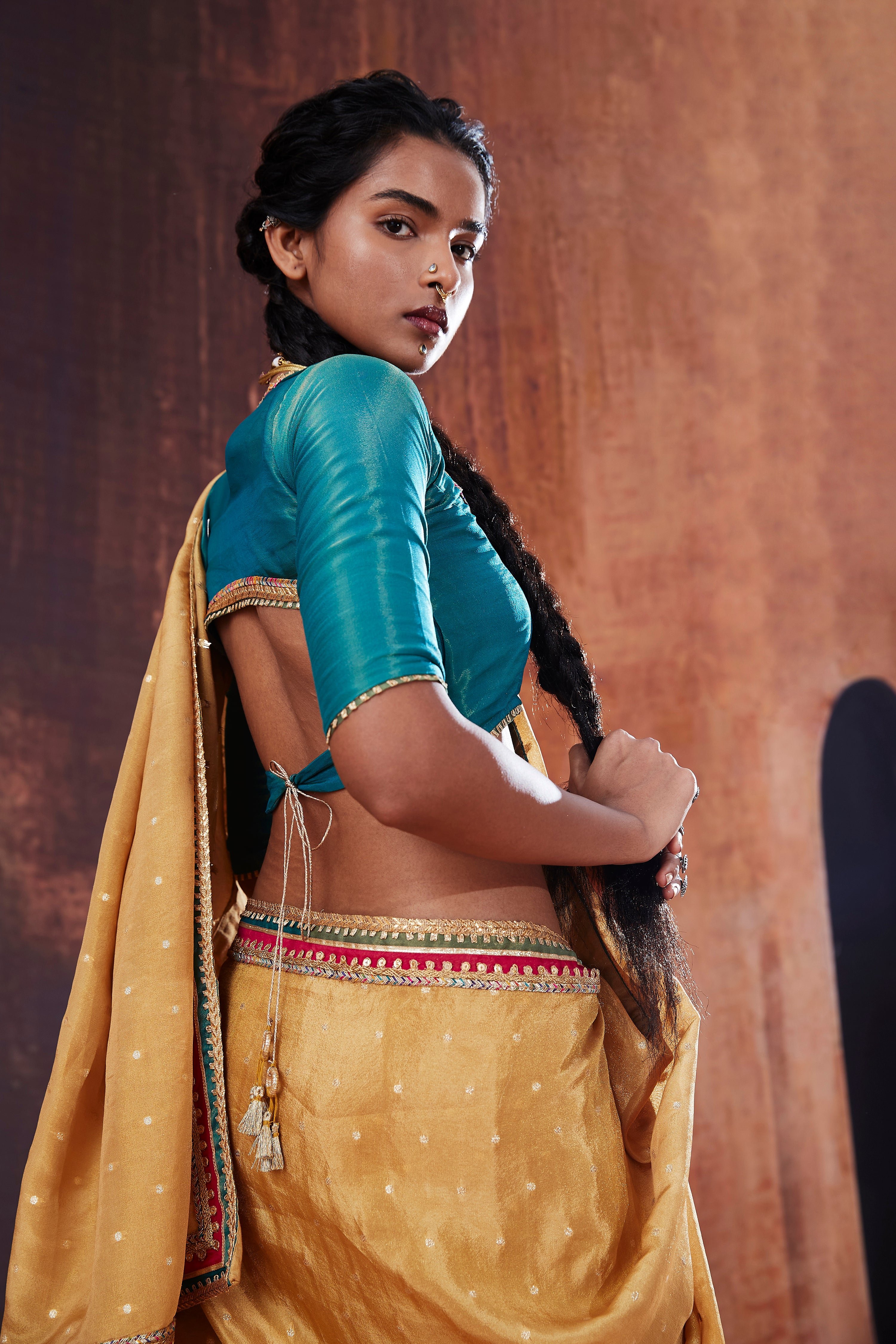 Gold Tissue Jacquard Saree Set