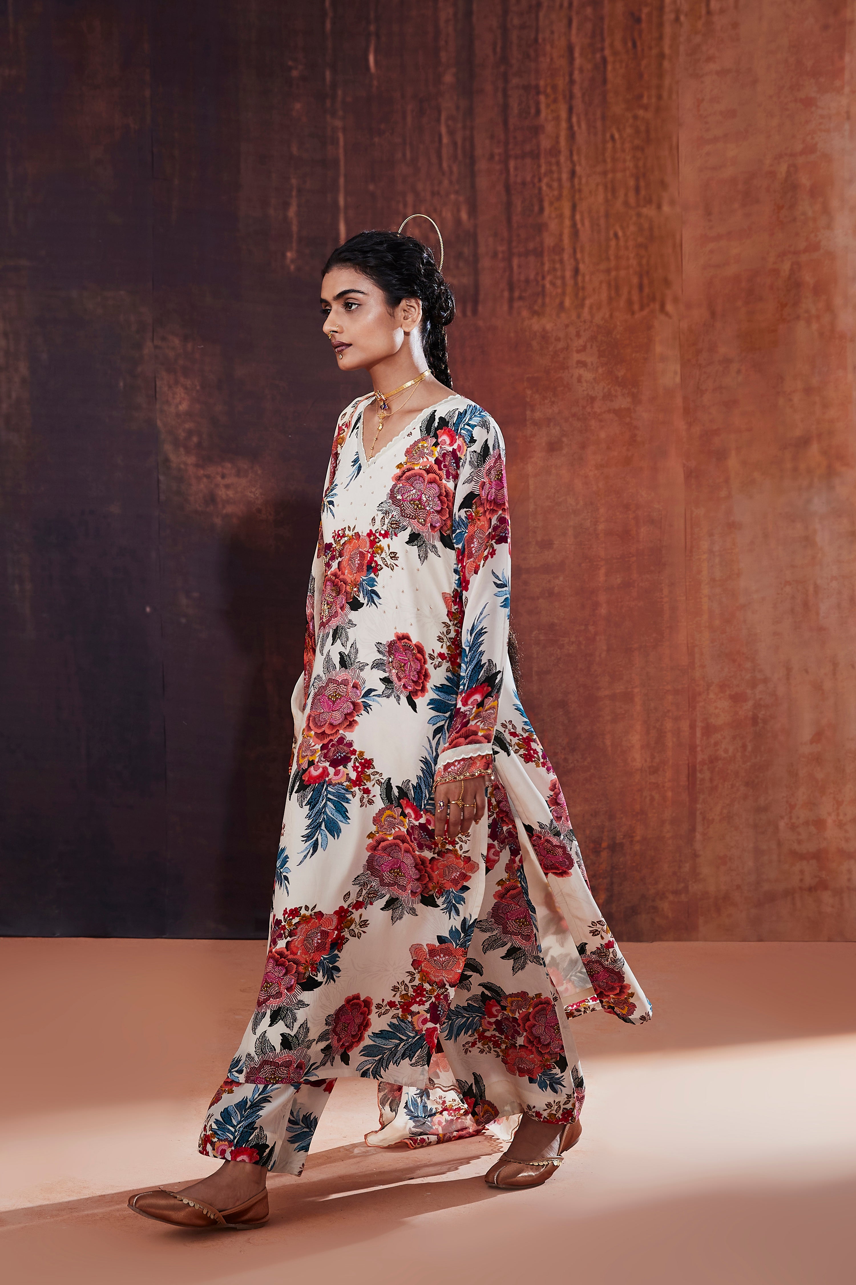 Ivory Floral Printed Kurta Set