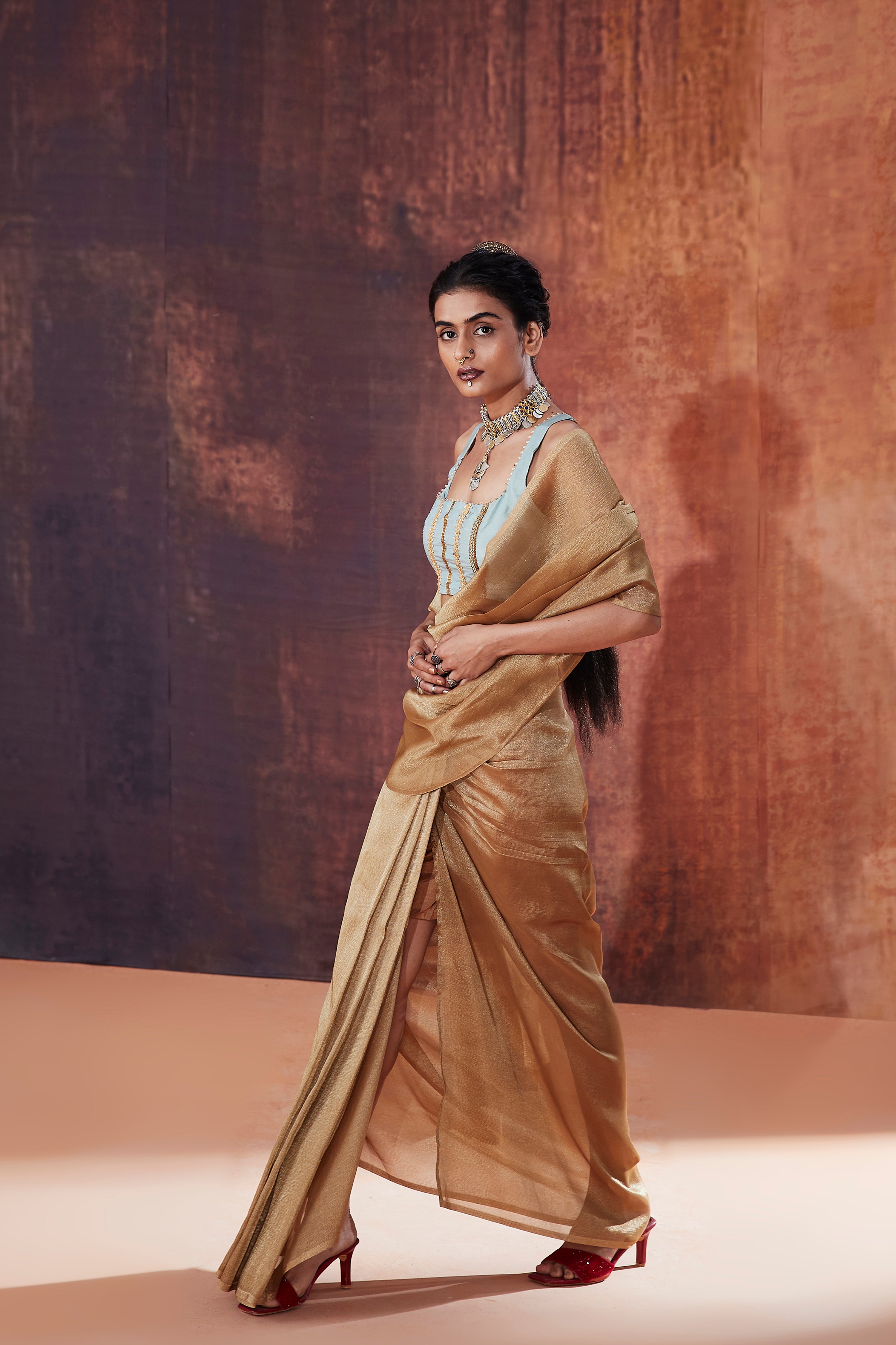 Gold Crush Tissue Pre-drape saree