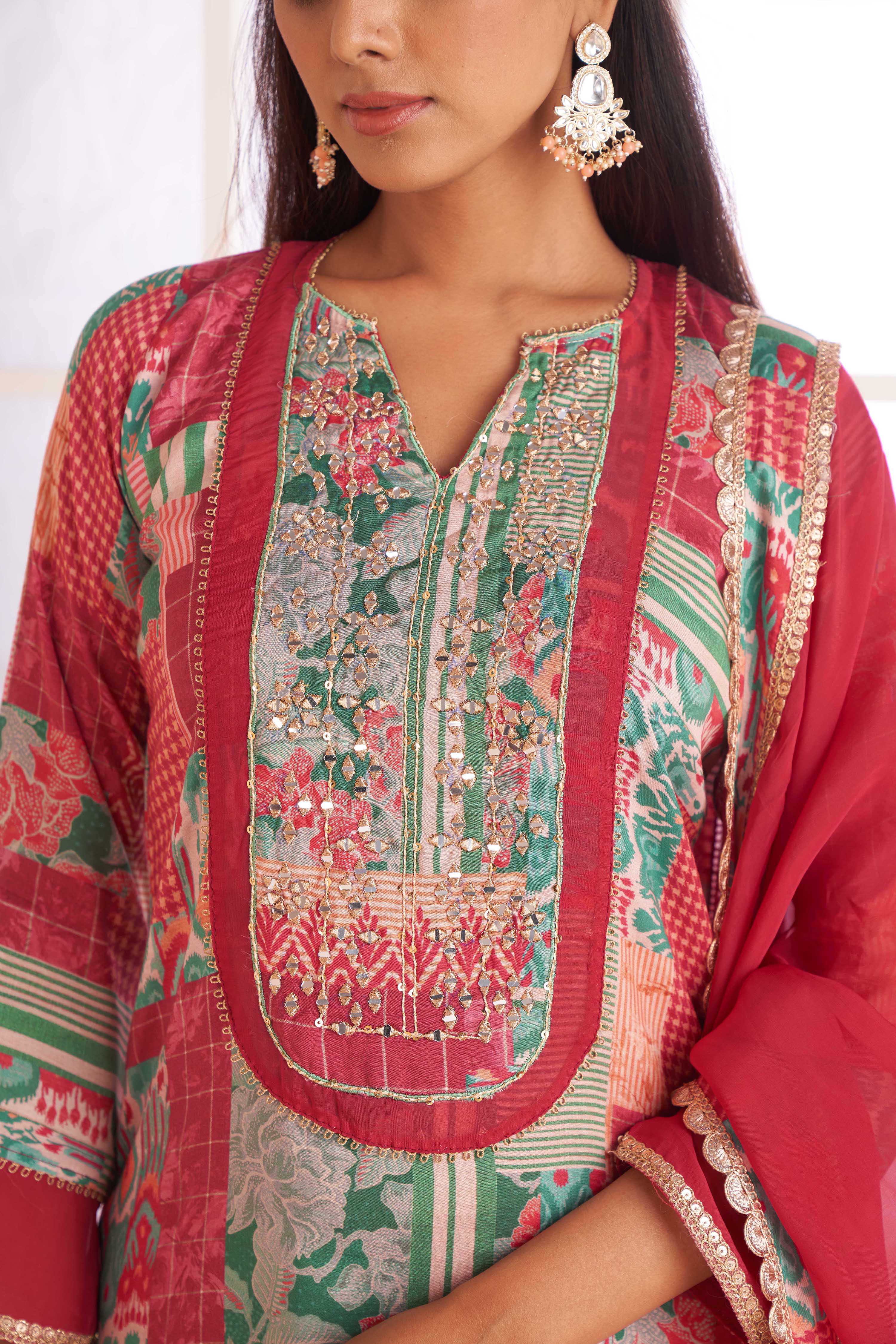Green abstract print & embroidered kurta set