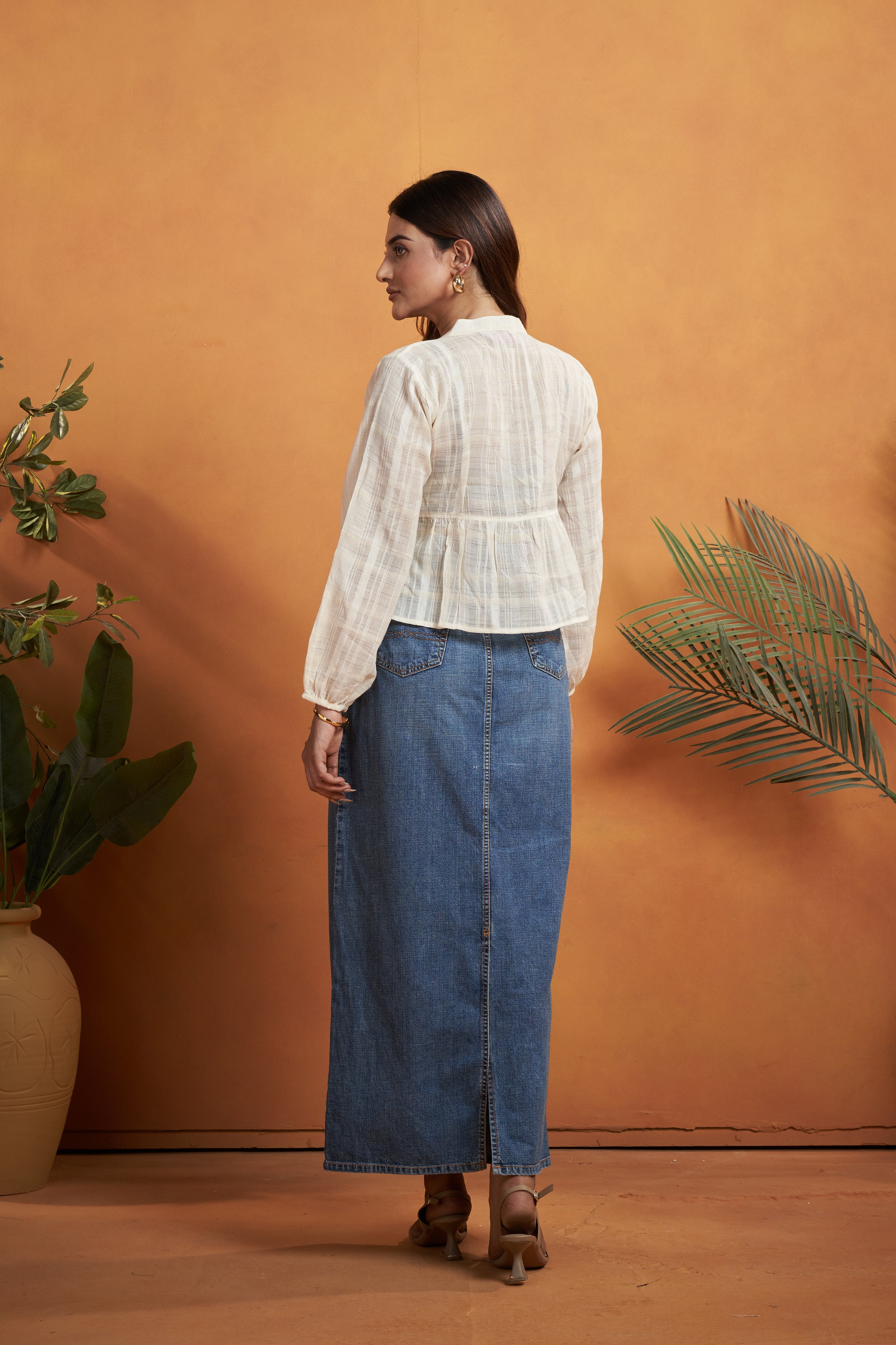 Off white Gathered Top