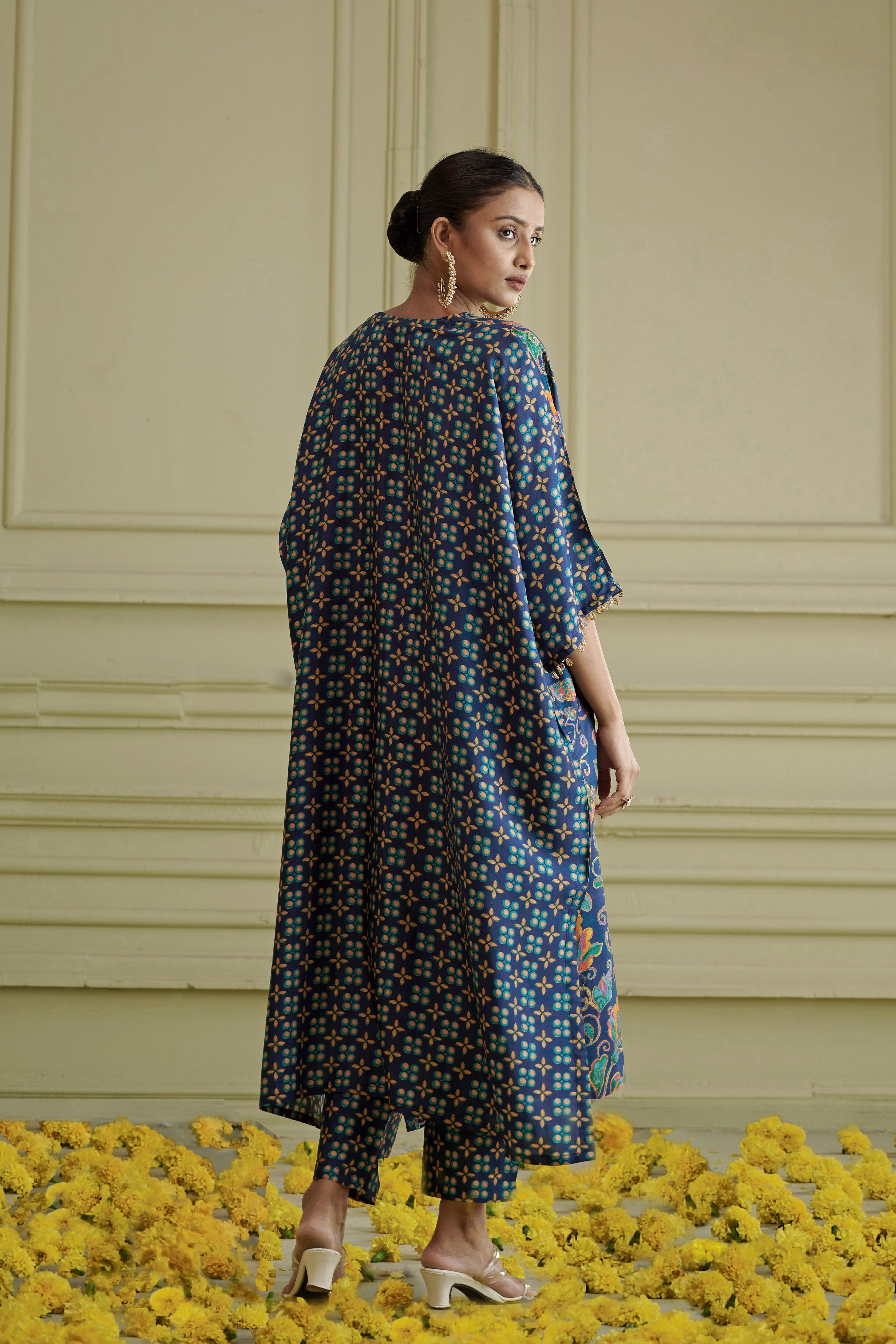 Maaya Kaftan Set