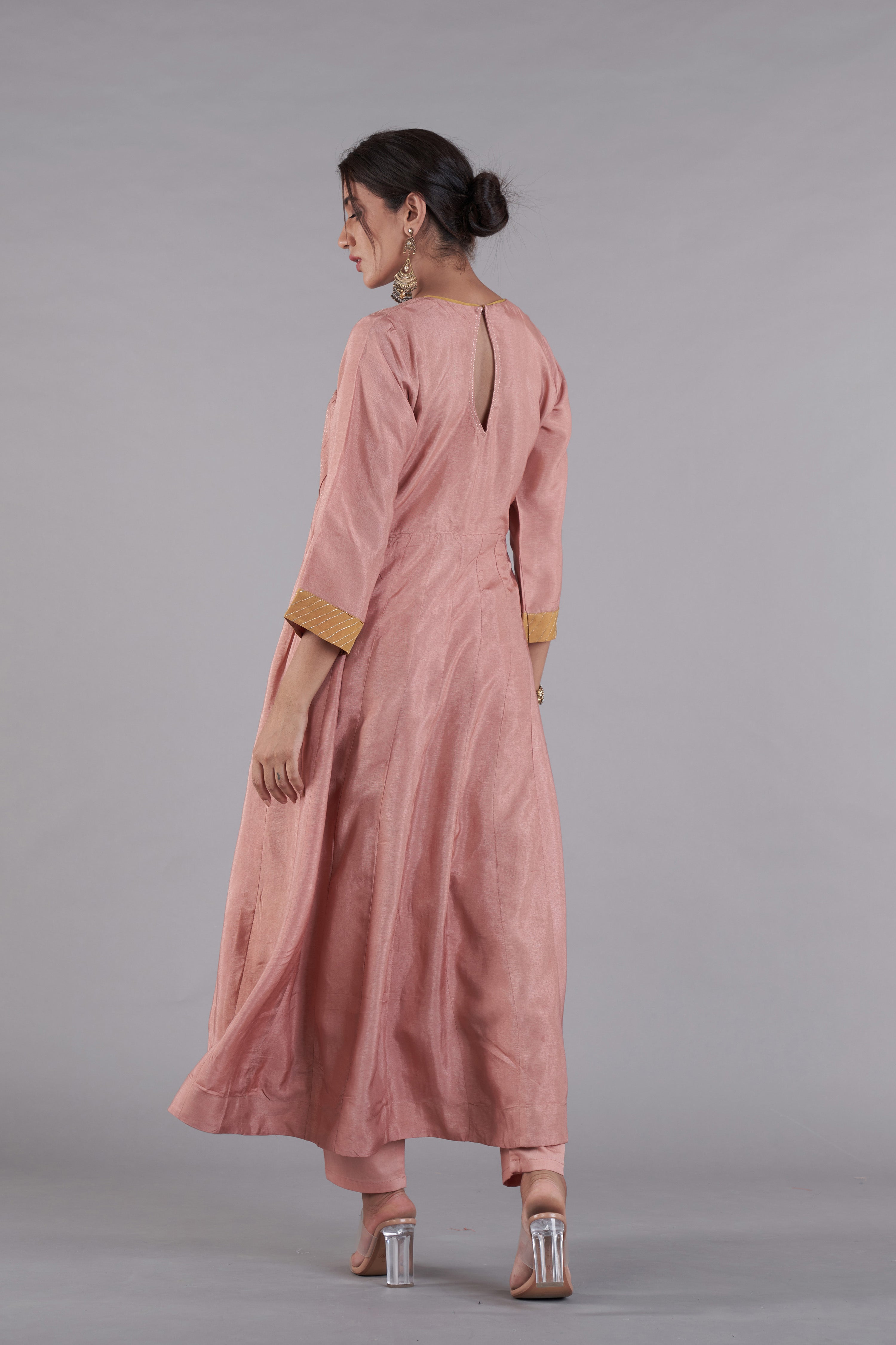 Gulnaaz Anarkali Set