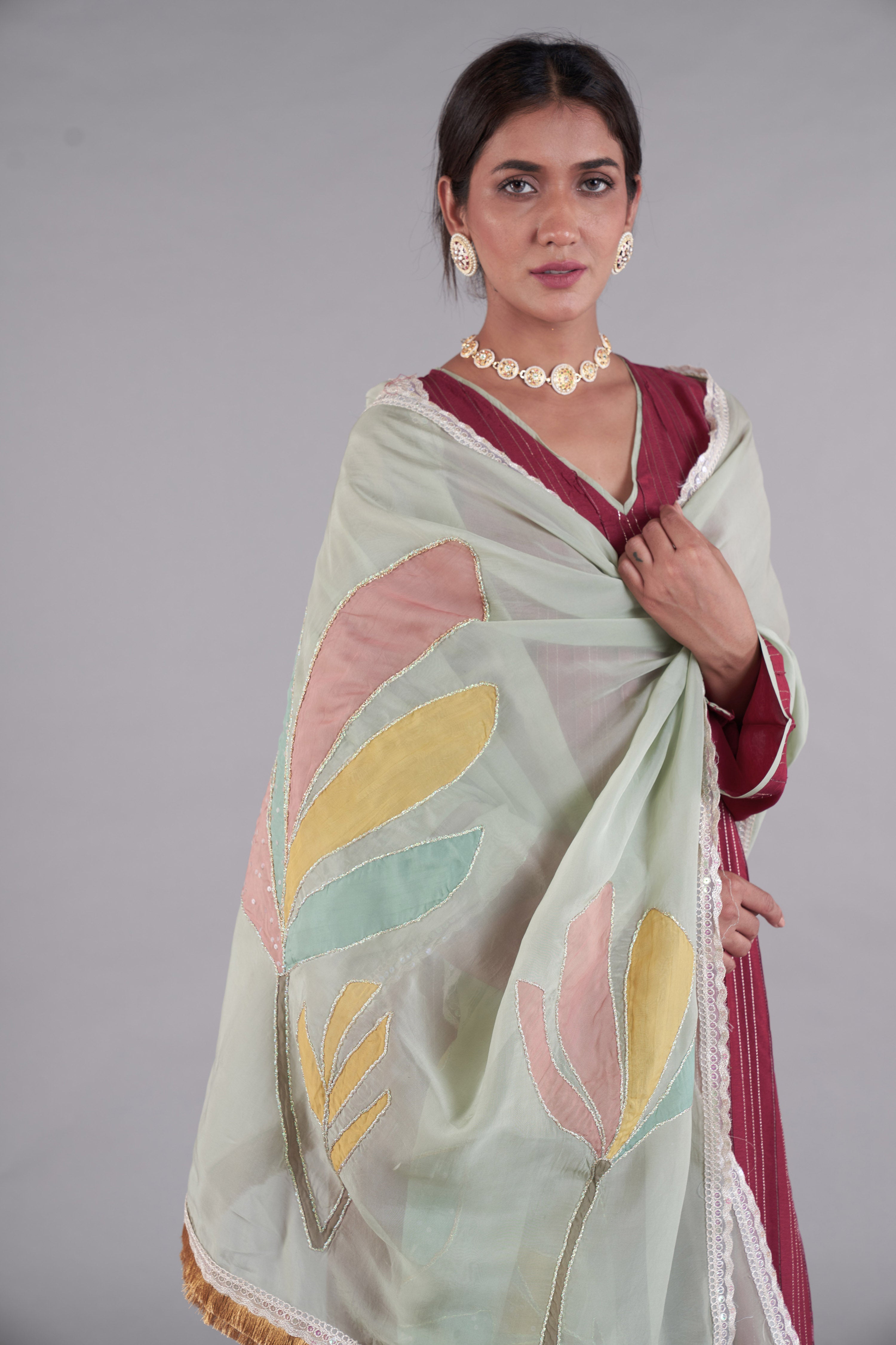 Gulnaaz Straight Kurta Set