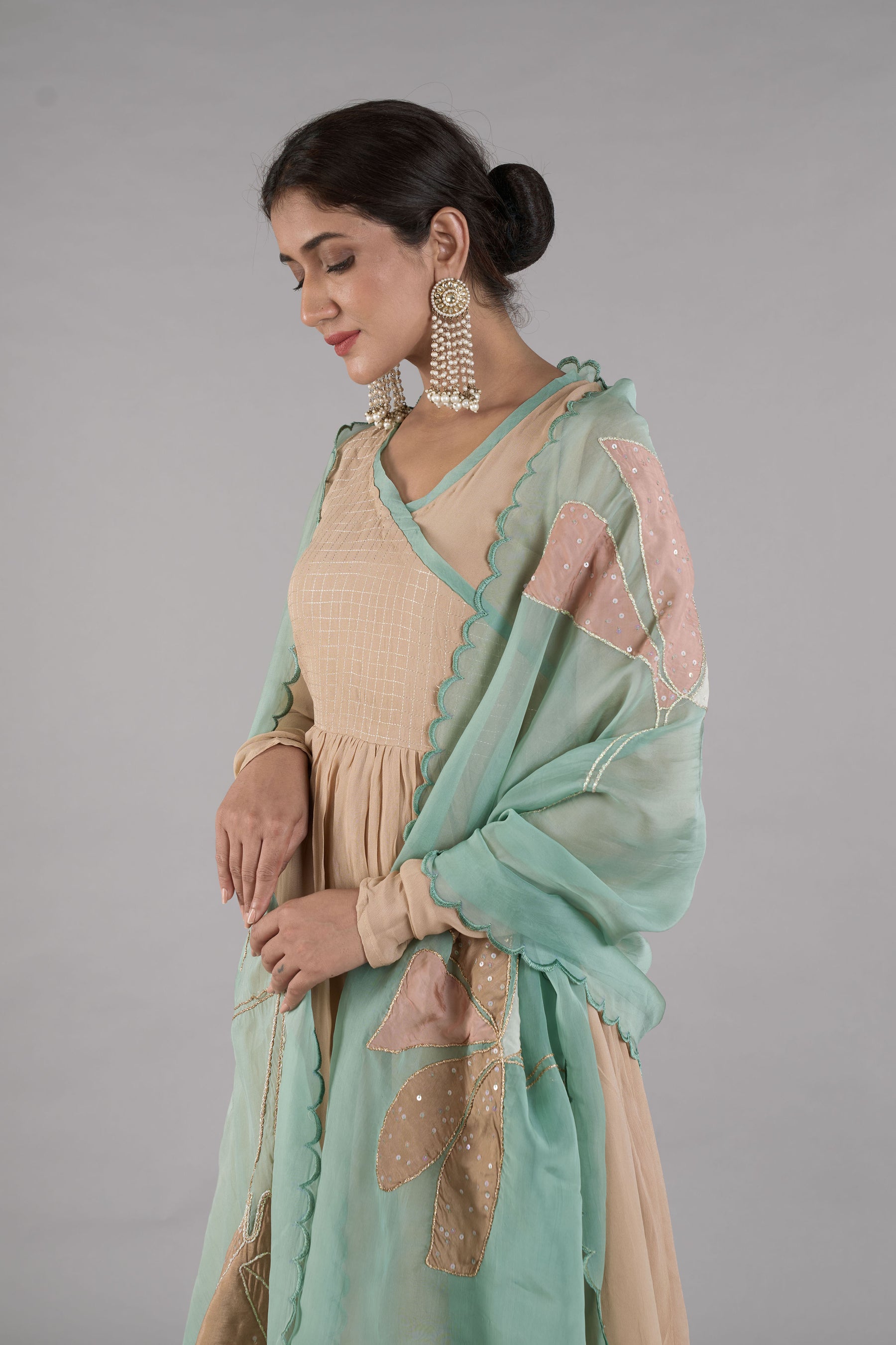 Gulnaaz Sharara Set