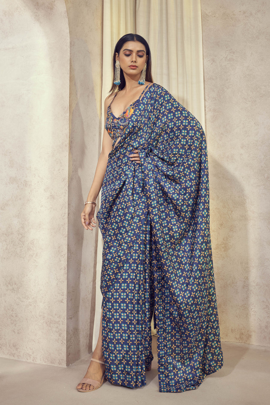 Maaya Pre Drape Saree With Butterfly Top