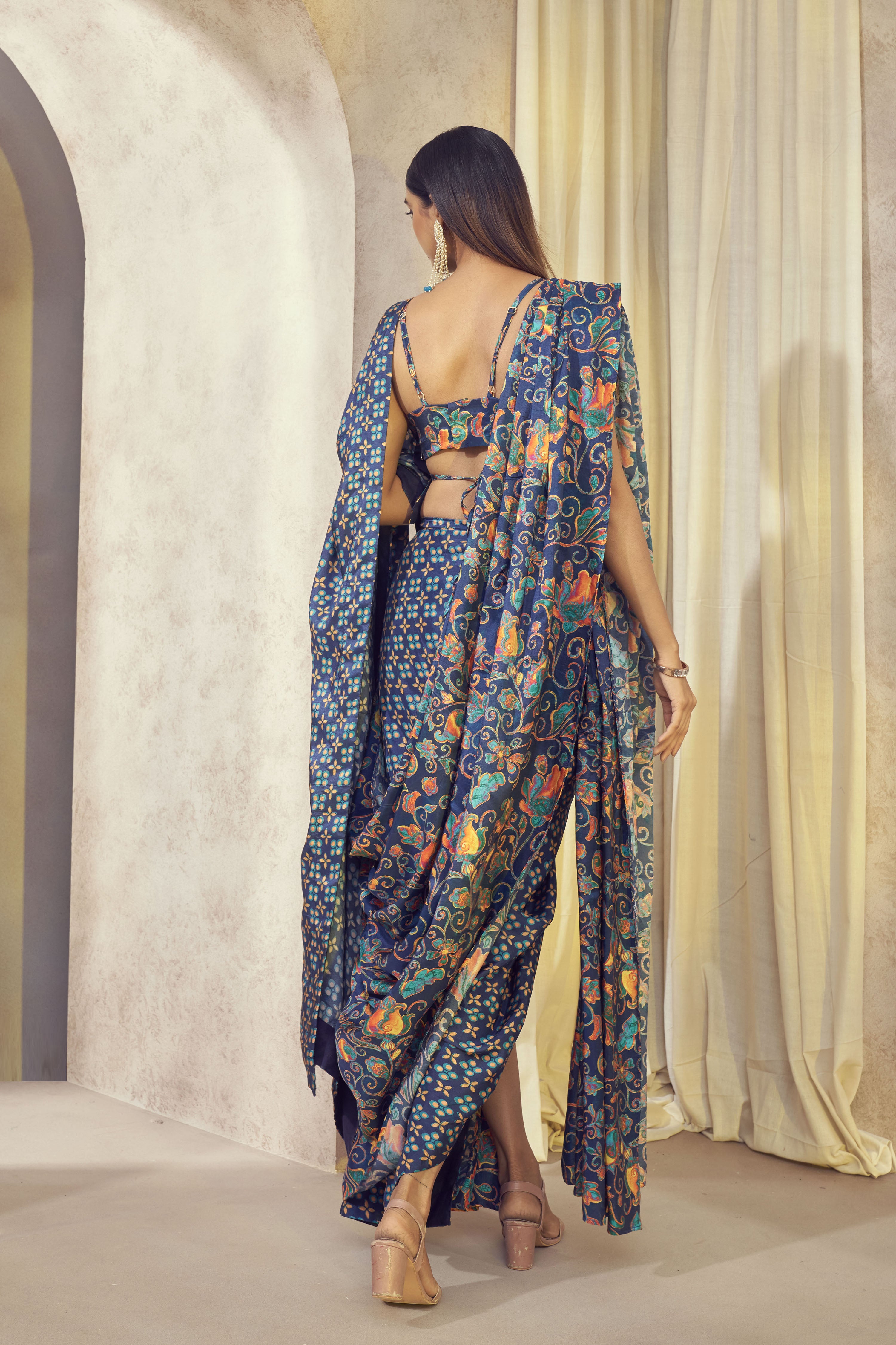 Maaya Pre Drape Double Pallu Saree With Butterfly Top