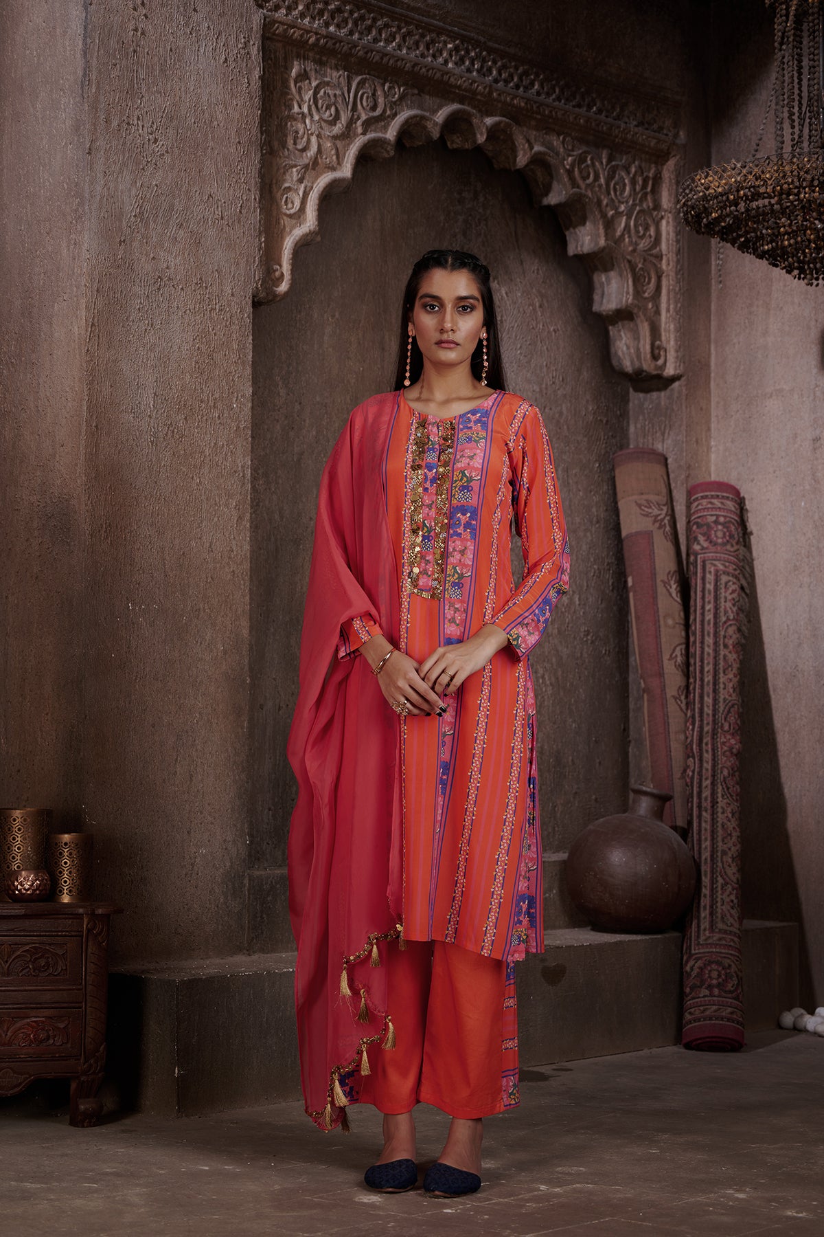 Zaha Straight Kurta Set